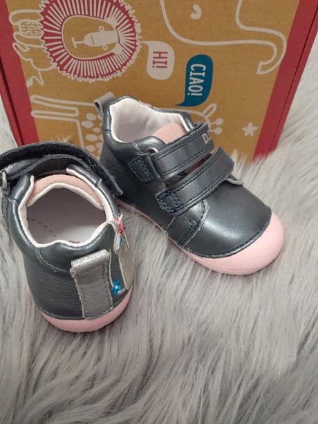 Dievčenské kožené topánky 23220520 b, d.d.step,23 / 24