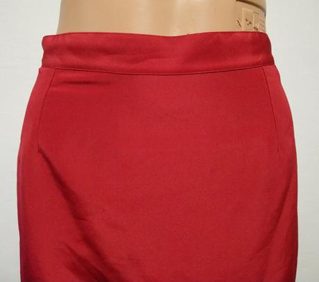 Dámska červená sukňa so spodničkou, xs