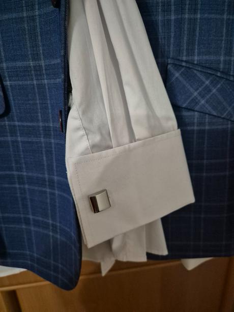 Chlapčenský oblek, 50