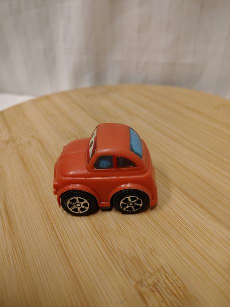 Autíčko luigi, plastový model, 6 cm,