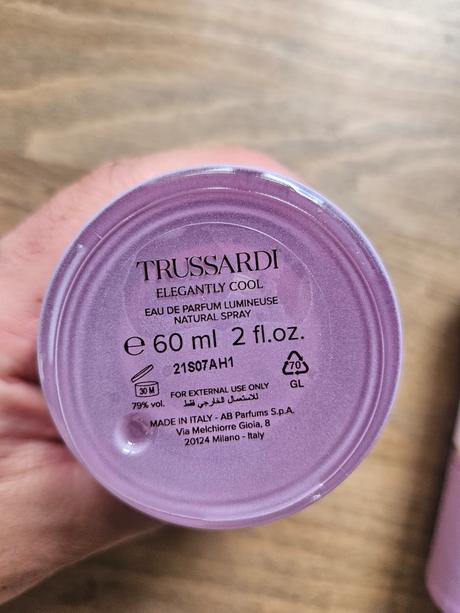 Trussardi -elegantly cool,