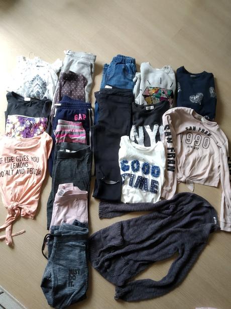 Balik oblečenia 152 veľkosť, 140–152