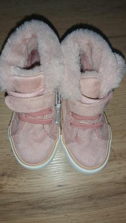 Zateplene tenisky 24/25, reserved,24