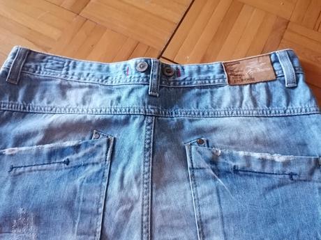 Pánske rifľové kraťasy, 32