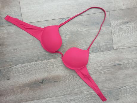 Pútavá podprsenka, s