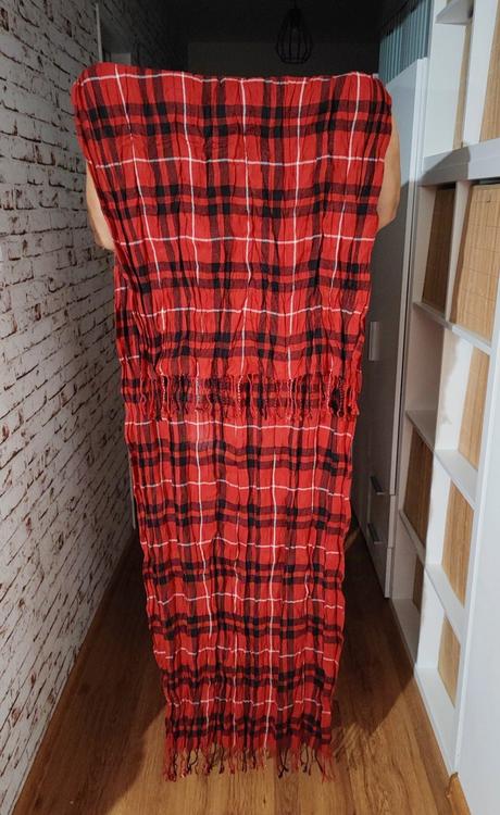 Šatka okolo krku, f&f