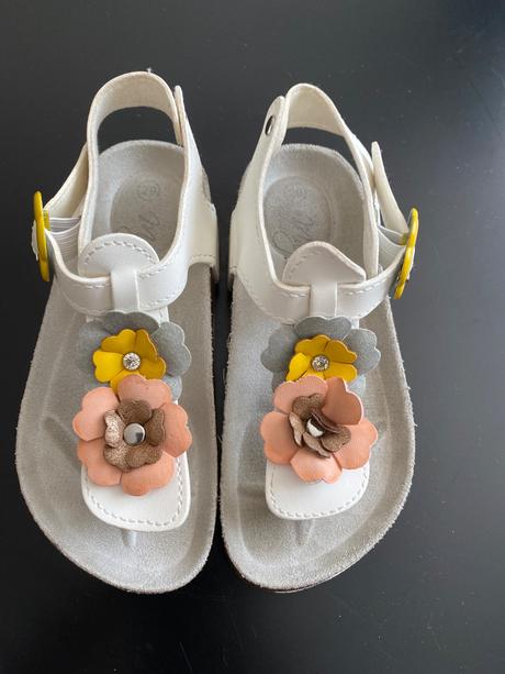 Dievčenské sandálky, 29