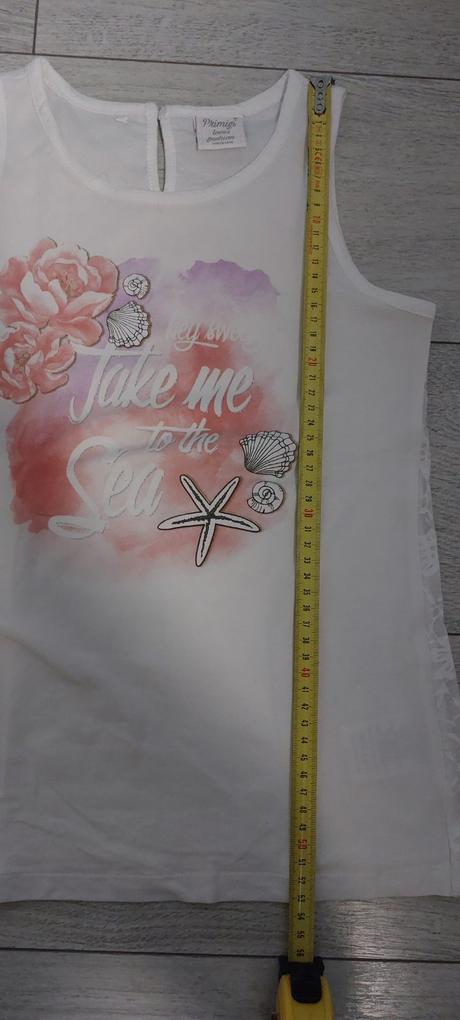 Krásne tričko s kvetovovaným  chrbtom, primigi,140