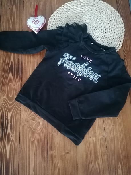 Mikinka s volanikom 122, zara,122