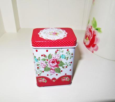 Plechová dóza vintage,