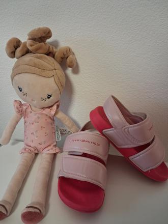 Dievcenske sandale tommy hilfiger, vel. 24, tommy hilfiger,24