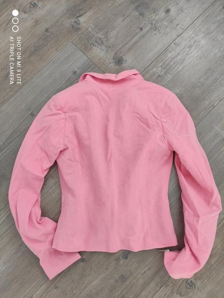 Ruzove sako, amisu,34