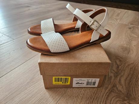 Kožené sandálky mis pepas, 38