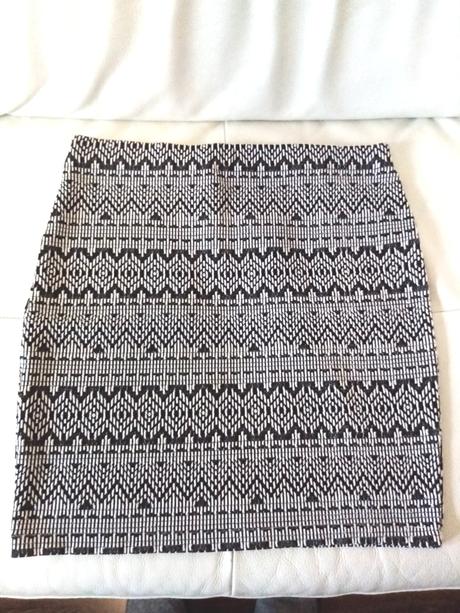 Dámska upletova sukňa veľkosť 40, 40