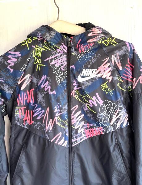 Krásna nike športová bunda, nike,152