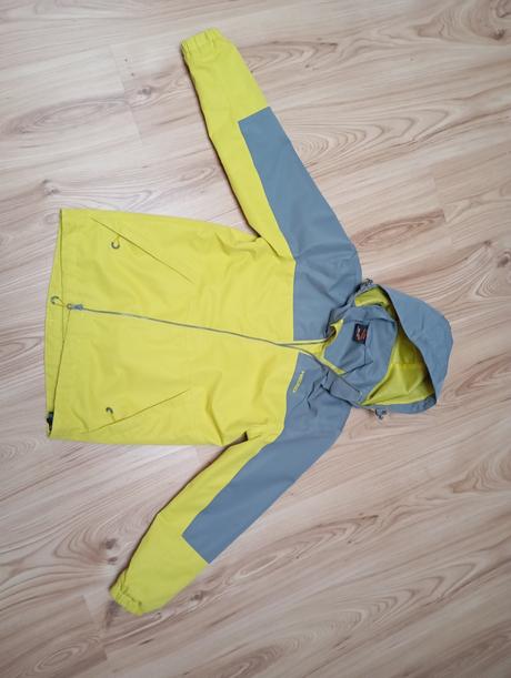 Prechodná vetrovka, 146