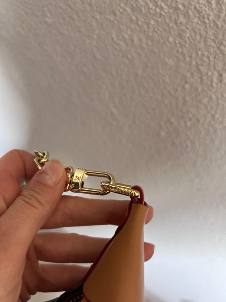 Louis vuitton monogram loop, louis vuitton