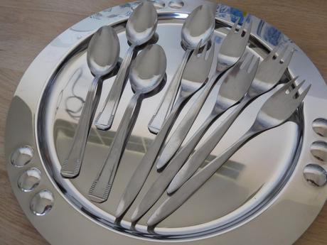 Príbor na doloženie sady, retro sady, 