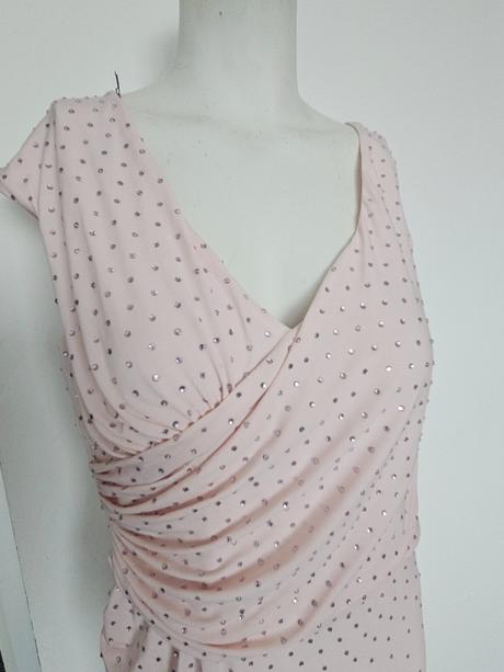 Spoločenské šaty, 40