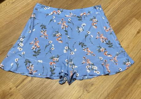 Kraťasy a la sukně, miss selfridge,m