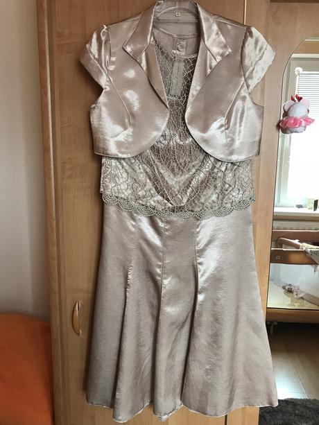 Spoločenské saty, 42