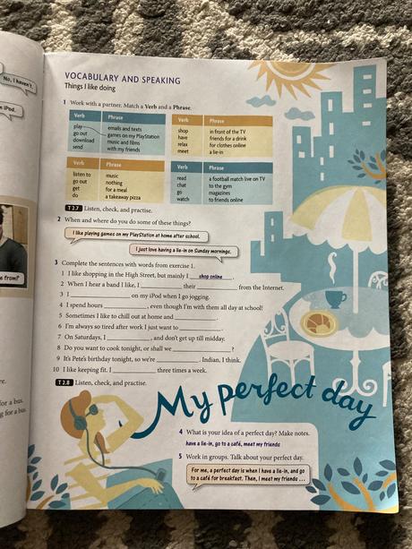 New headway pre-intermediate student's book, 