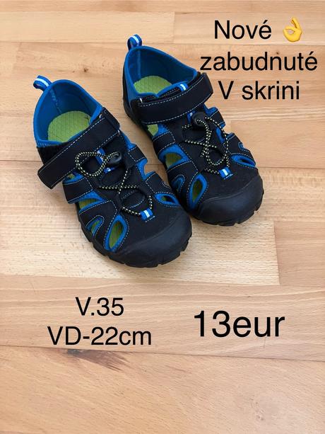 Sandále nové, 35