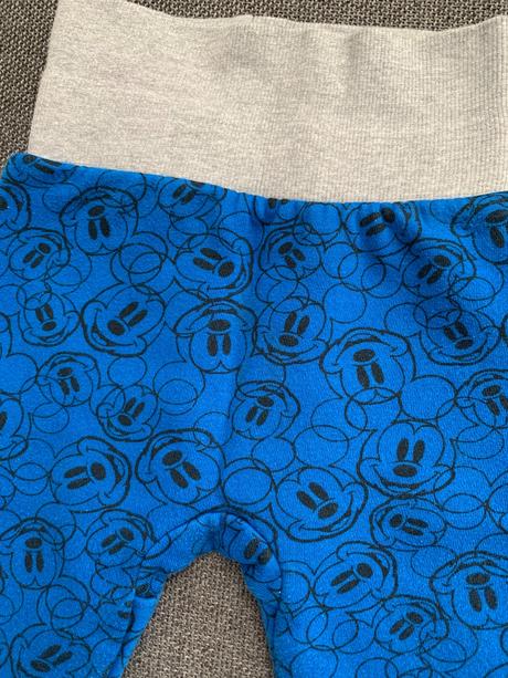Tepláky mickey mouse, 68