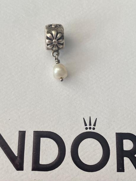 Pandora koralka s perlou, pandora