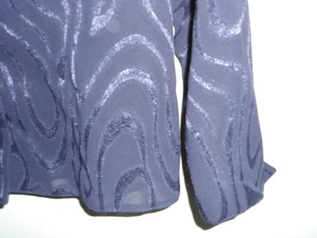 Tmavomodra bluzka, s