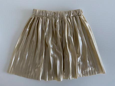 Zlata skladana suknicka, zara,122