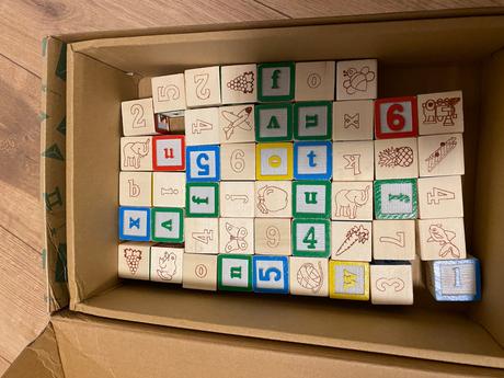 Montessori kocky s abecedou, 