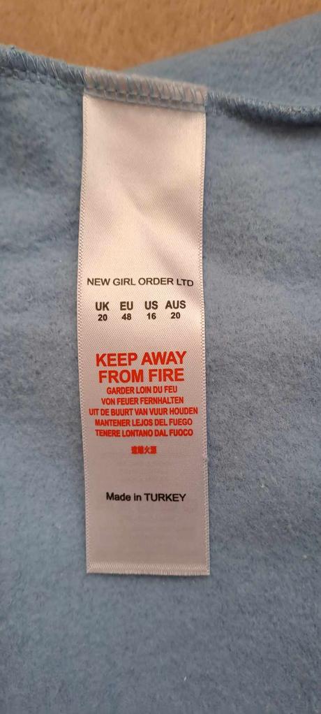 Krátka dámska mikina, 48