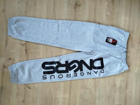 Nové tepláky dngrs veľkosť m, m