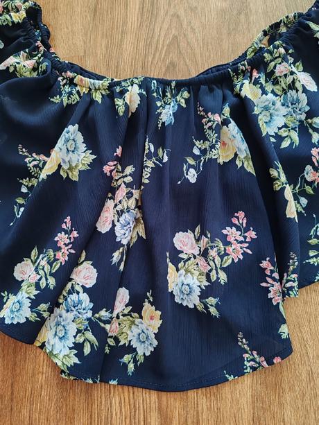 Top na leto, bershka,m