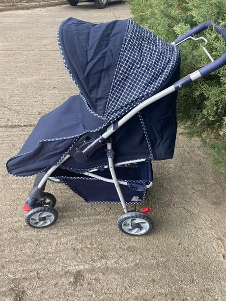 Ľahký športový kočík s prekladacou rúčkou, steggi