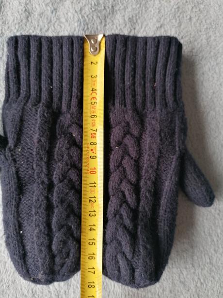 Dvoje rukavice, h&m,110