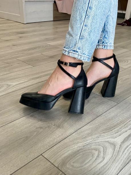 Topanky na vysokom opatku, deichmann,39