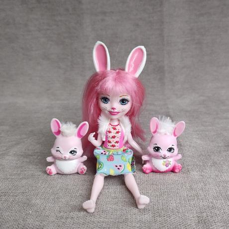 Enchantimals bábika so zvieratkom zajac, 