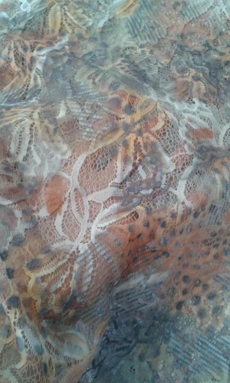 Spoločenská čipkovaná blúzka, 44