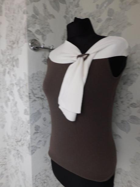 Luxusny trendy elegantny top, 36