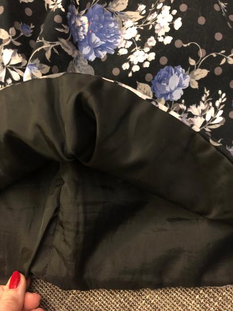 Kvetove sukienka, veľkosť 36, zn. oasis, 36