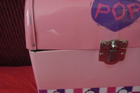 Starý vintage kufrík,