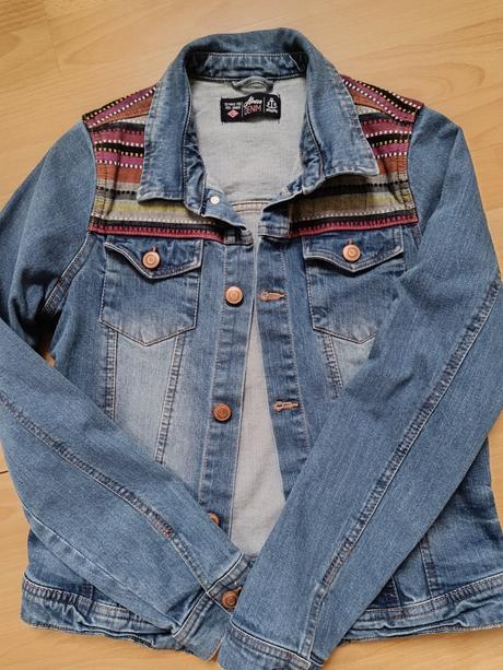 Riflová bunda s výšivkou, m