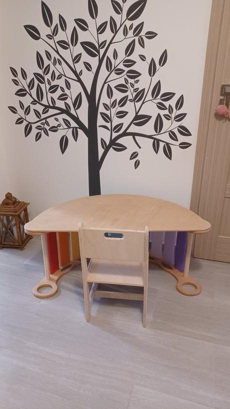 Detská montessori stolička,