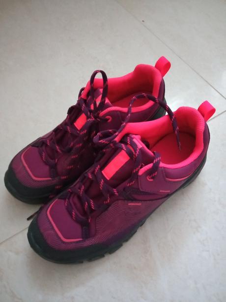 Turistické topánky, quechua,35