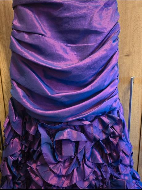 Spoločenské šaty č.38-40, 38