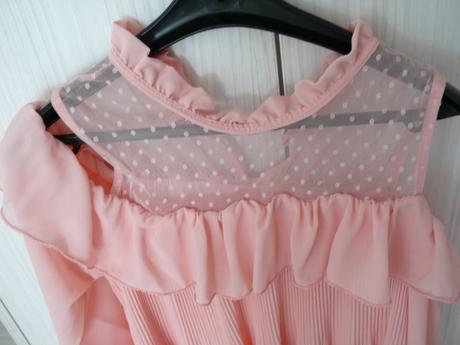 Blúzka s holymi ramenami m/l, m