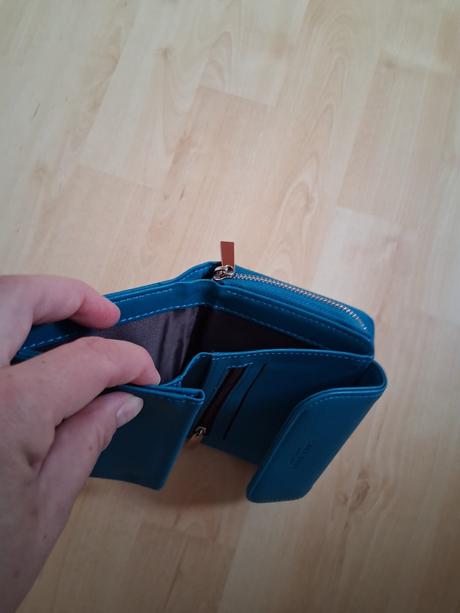 Peňaženka, lara bags