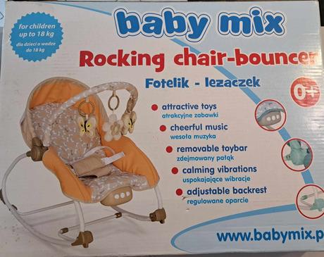 Vibračné a hojdacie lehátko,